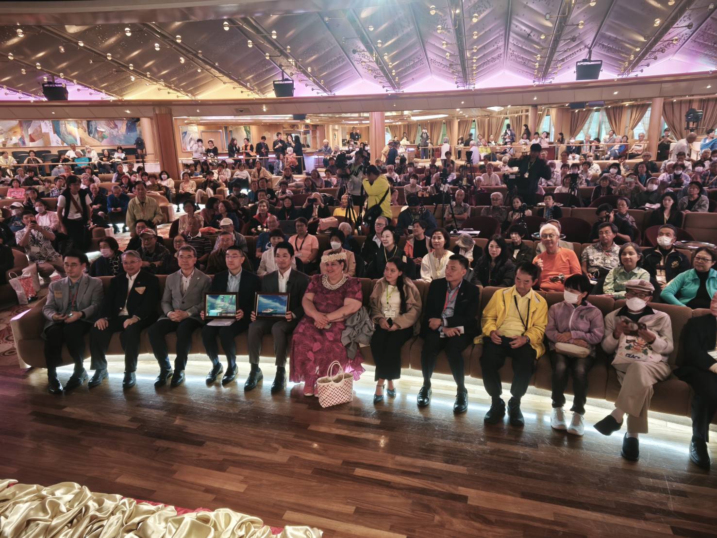 Peace Talk: Meet with the Mayors