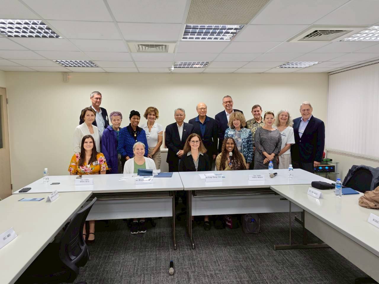 洛杉磯世界事務協會拜會本會